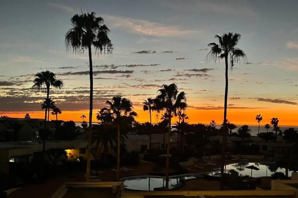 Luxury Ocean View Playa Roca Apartamento Costa Teguise Exterior foto