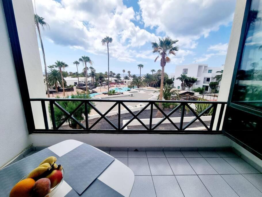 Luxury Ocean View Playa Roca Apartamento Costa Teguise Exterior foto