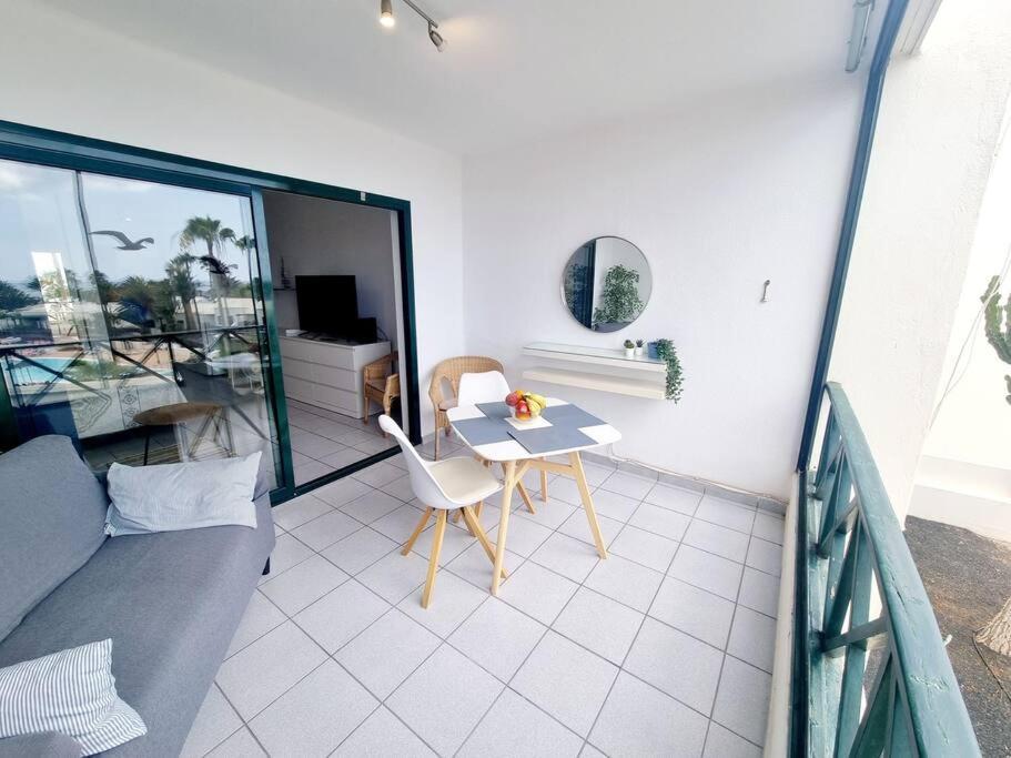 Luxury Ocean View Playa Roca Apartamento Costa Teguise Exterior foto