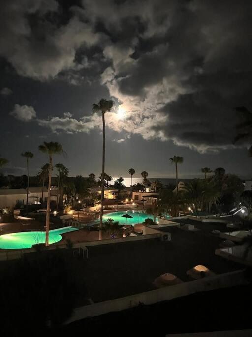 Luxury Ocean View Playa Roca Apartamento Costa Teguise Exterior foto