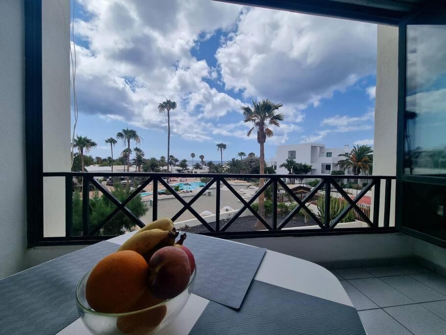 Luxury Ocean View Playa Roca Apartamento Costa Teguise Exterior foto
