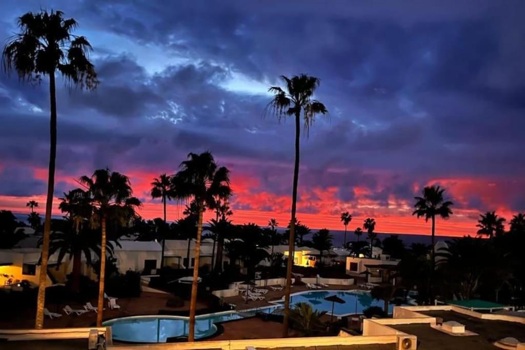 Luxury Ocean View Playa Roca Apartamento Costa Teguise Exterior foto