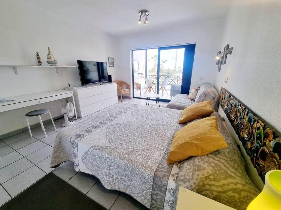 Luxury Ocean View Playa Roca Apartamento Costa Teguise Exterior foto
